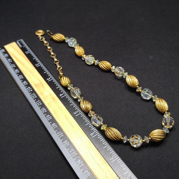 Lisner Aurora Borealis Crystal Beaded Necklace Gold Tone 1950s Vintage Jewelry - Picture 8 of 10